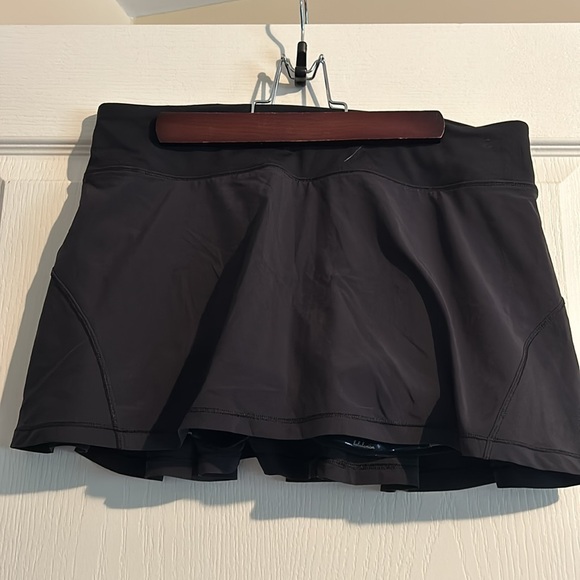Lululemon Circuit Breaker Skirt II (Regular) (13") - Picture 3 of 5